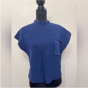 Women’s Blue Ribbed Knit Pullover with Front Pocket L